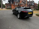 2019 Land Rover Range Rover Velar thumbnail 4