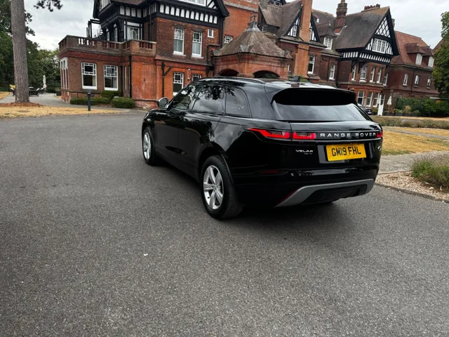 2019 Land Rover Range Rover Velar — photo 4