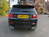 2020 Land Rover Discovery Sport thumbnail 12