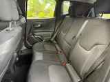2022 Jeep Renegade thumbnail 28