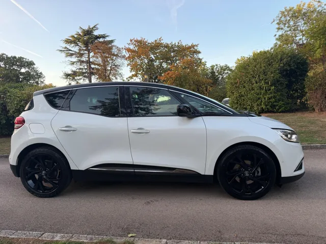 2017 Renault Scenic — photo 3