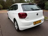 2020 Volkswagen Polo thumbnail 19