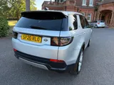 2020 Land Rover Discovery Sport thumbnail 13