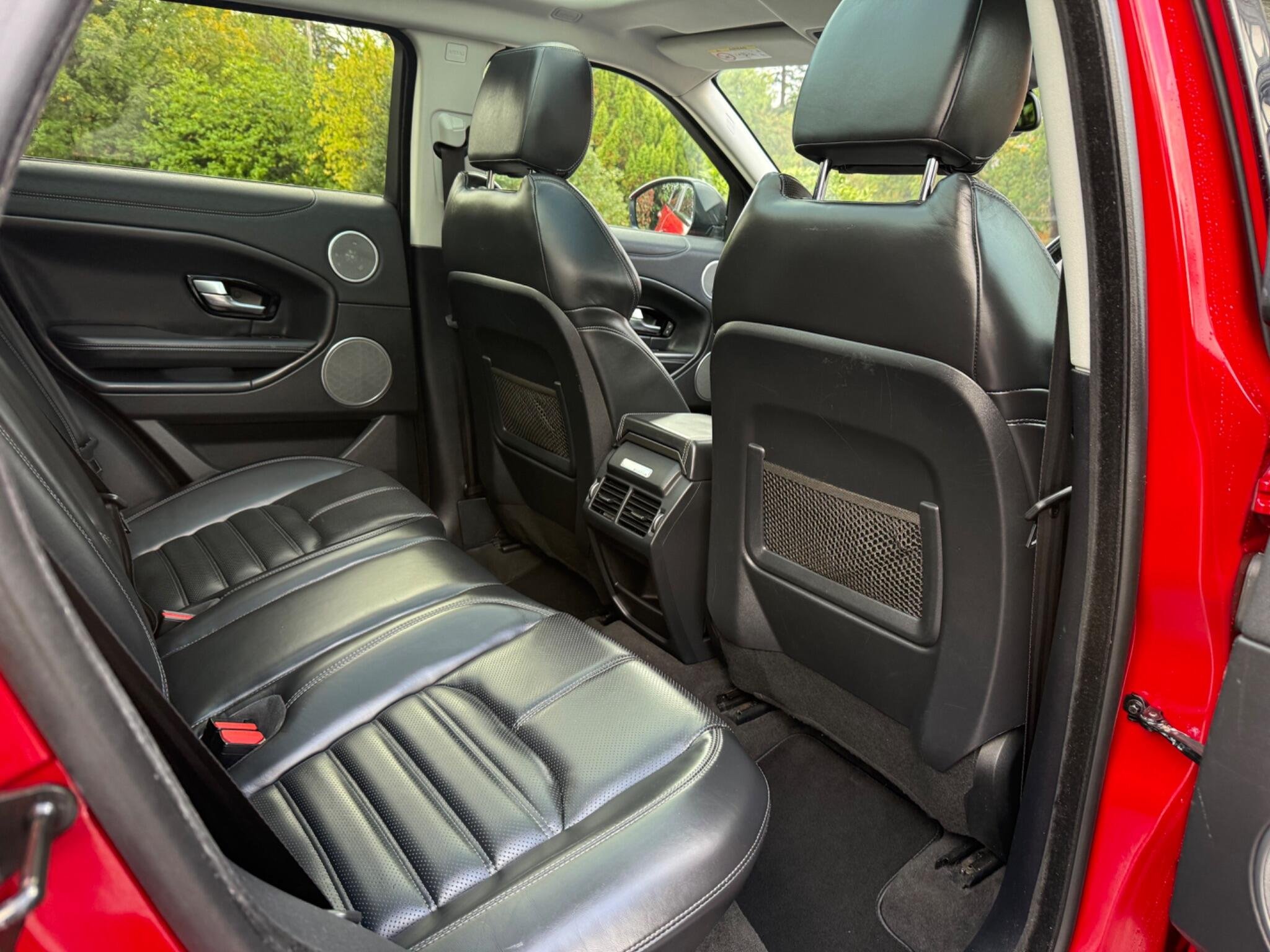 2016 Land Rover Range Rover Evoque thumbnail 44