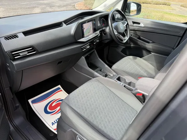 2022 Volkswagen Caddy — photo 3