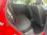 2018 Renault Captur thumbnail 6