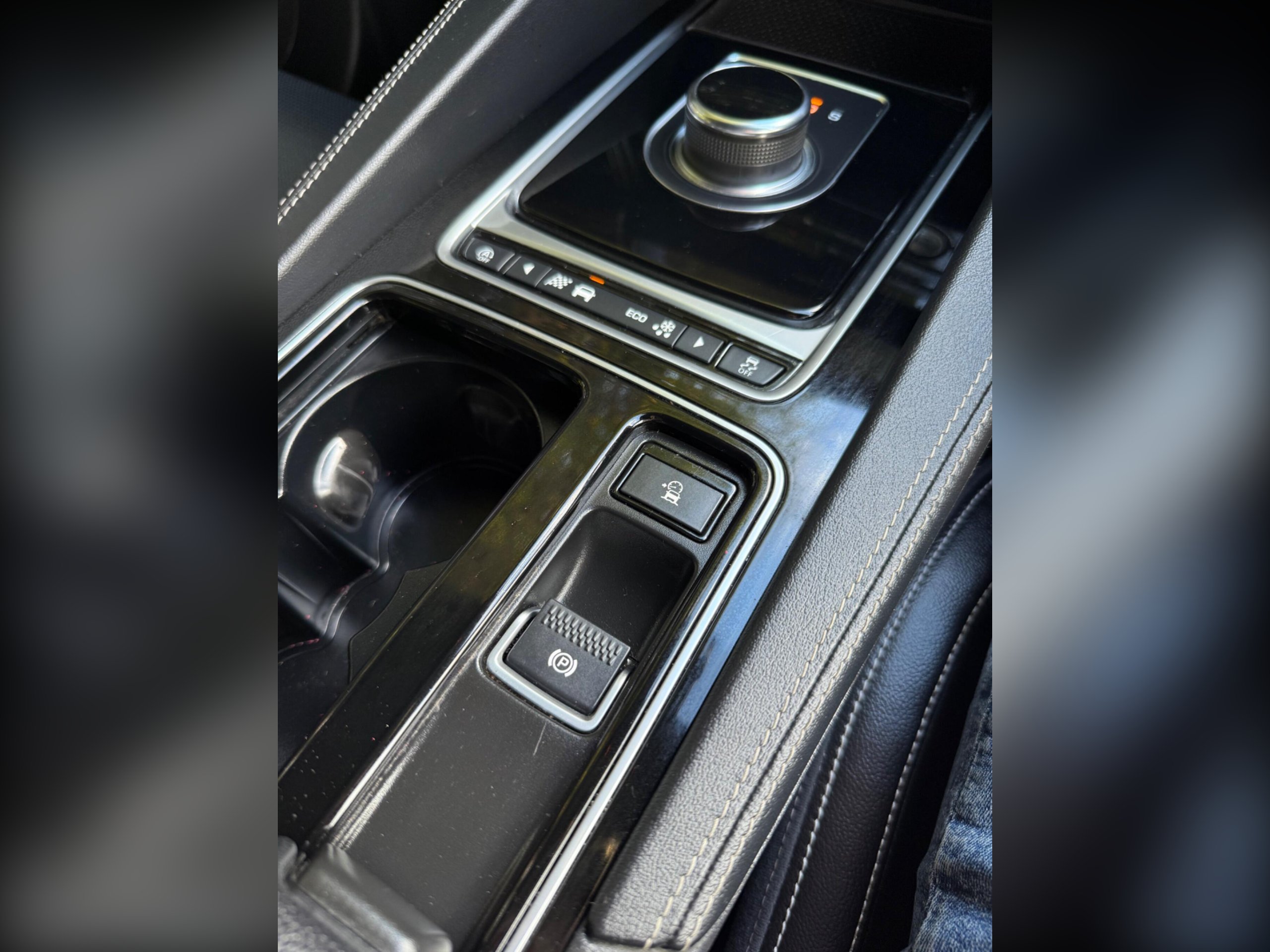 2019 Jaguar F-Pace thumbnail 45