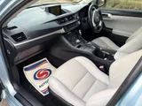 2012 Lexus CT thumbnail 27
