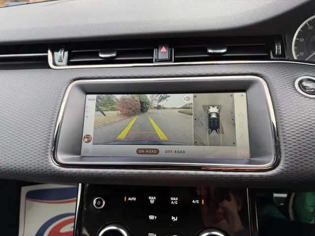 2021 Land Rover Range Rover Evoque — photo 4