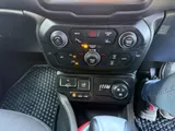 2022 Jeep Renegade thumbnail 46
