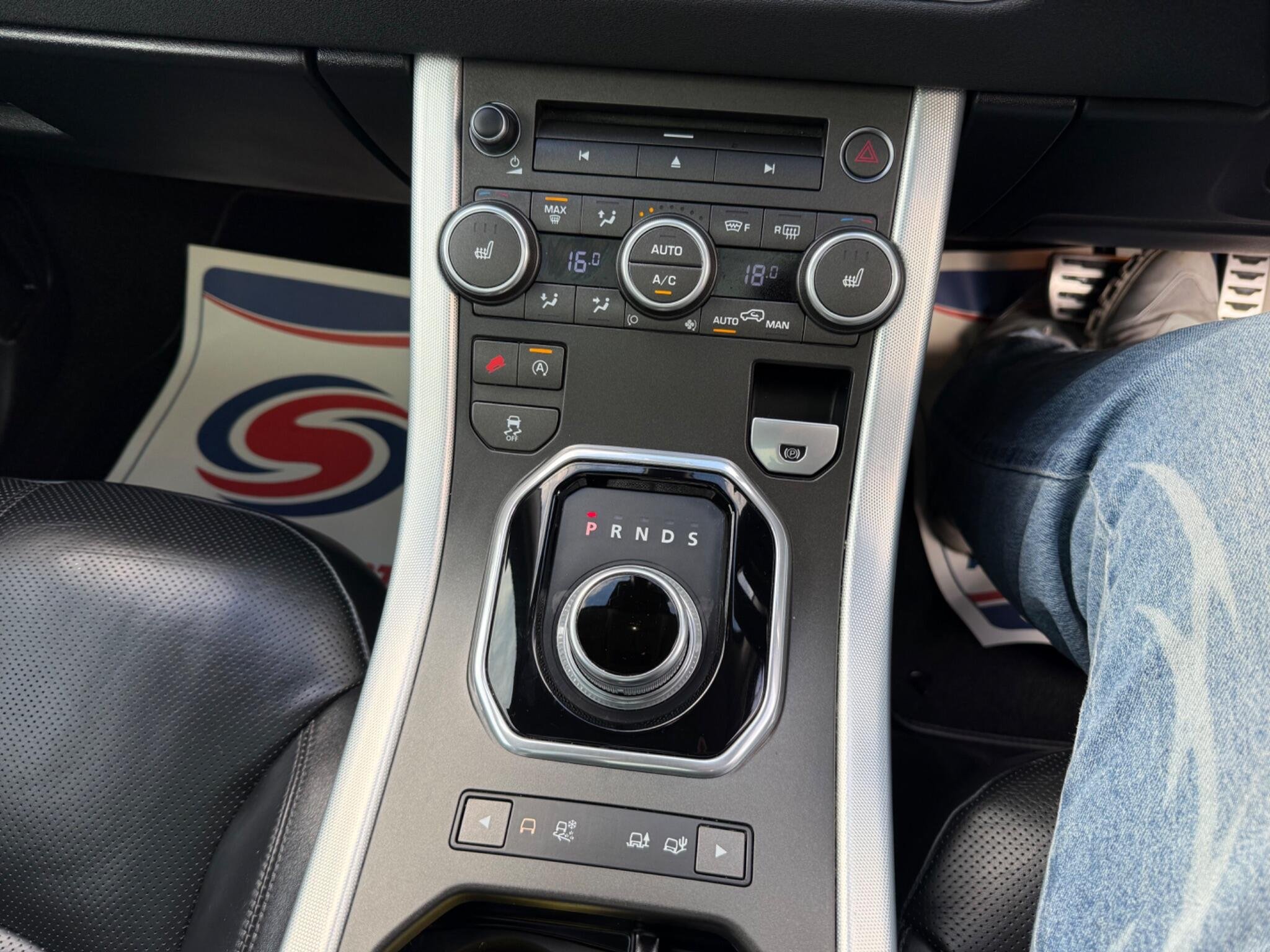 2016 Land Rover Range Rover Evoque thumbnail 54