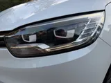 2017 Renault Scenic thumbnail 16