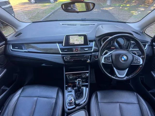 2018 BMW 2 Series — photo 2