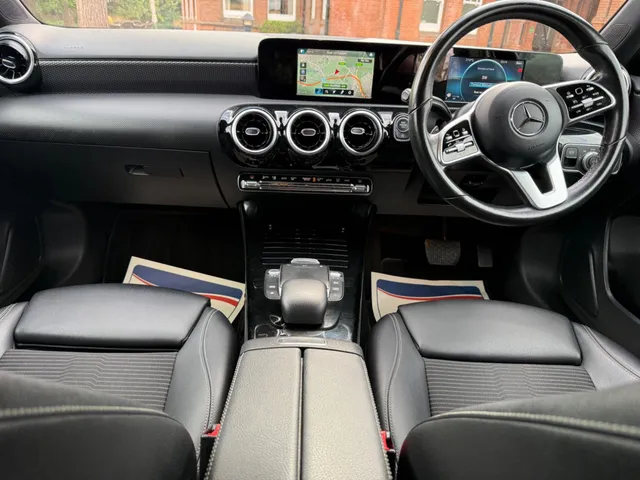 2020 Mercedes-Benz A-Class — photo 3