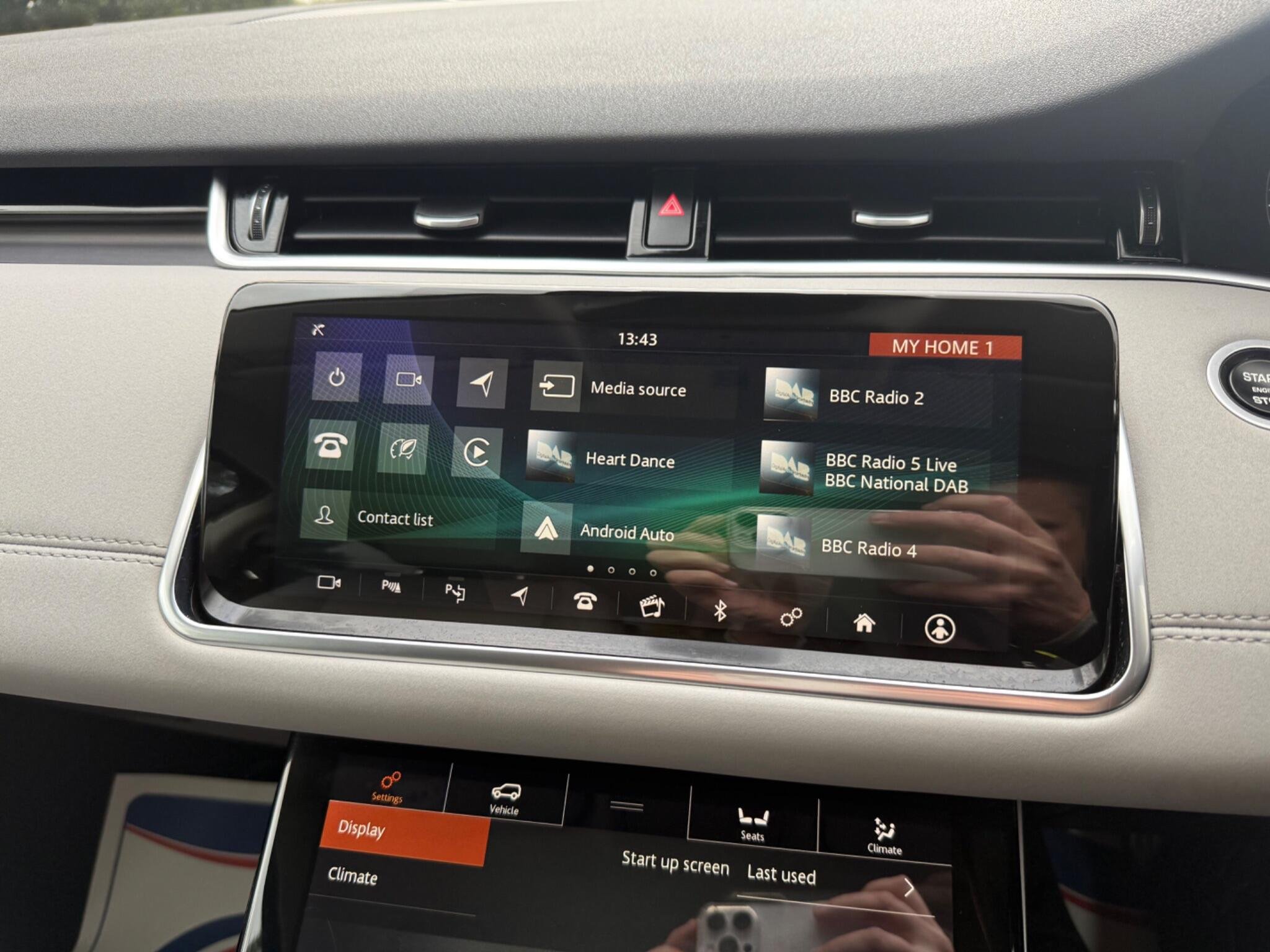 2019 Land Rover Range Rover Evoque thumbnail 67