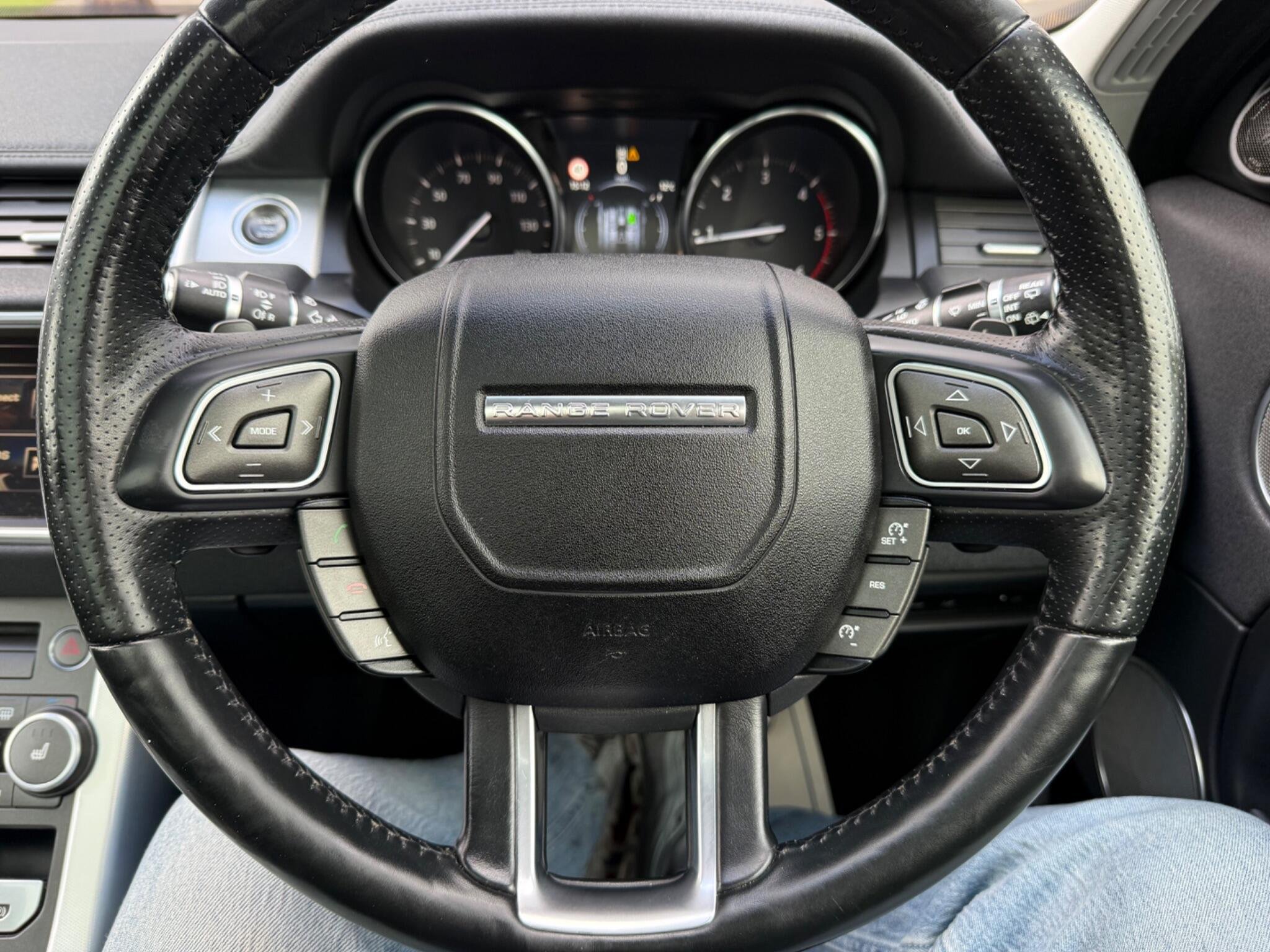 2016 Land Rover Range Rover Evoque thumbnail 57
