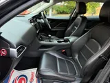 2017 Jaguar F-Pace thumbnail 25