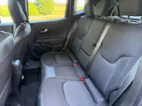 2022 Jeep Renegade thumbnail 31
