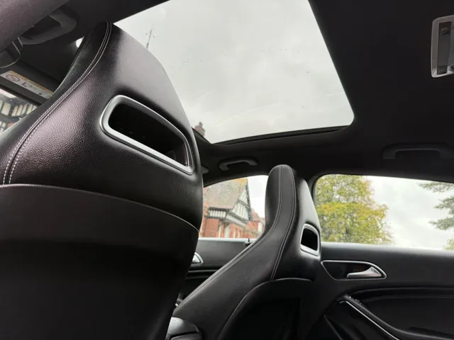 2019 Mercedes-Benz CLA — photo 4