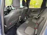 2022 Jeep Renegade thumbnail 29