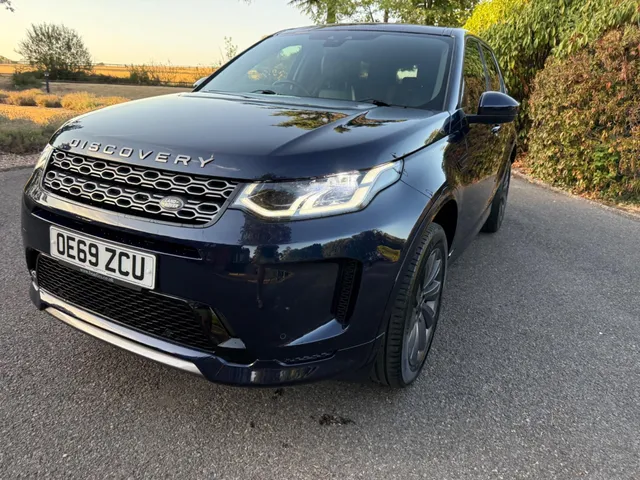 2020 Land Rover Discovery Sport — photo 2