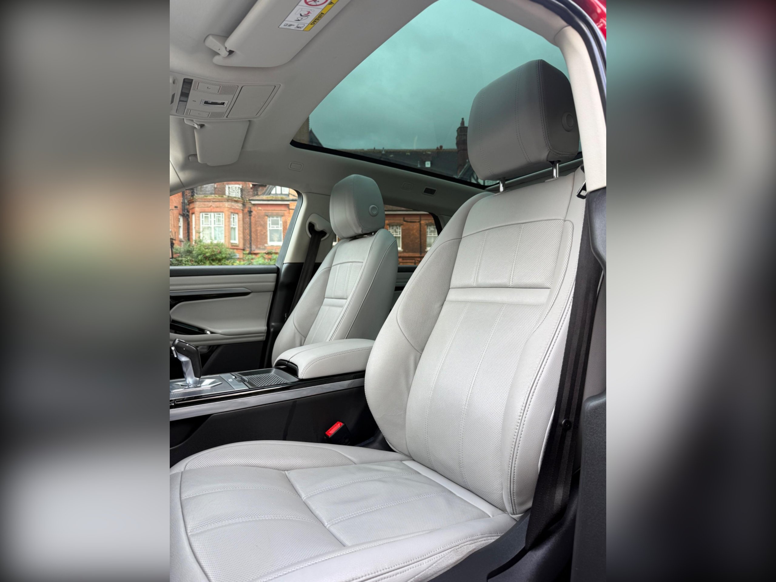 2019 Land Rover Range Rover Evoque thumbnail 45