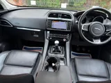 2017 Jaguar F-Pace thumbnail 3