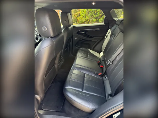 2019 Land Rover Range Rover Evoque — photo 4