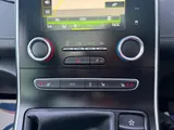 2017 Renault Scenic thumbnail 36