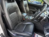 2018 Jaguar E-Pace thumbnail 42