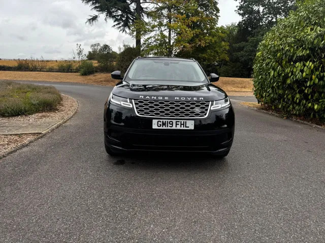 2019 Land Rover Range Rover Velar — photo 2
