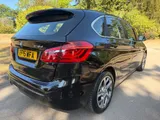 2015 BMW 2 Series thumbnail 23
