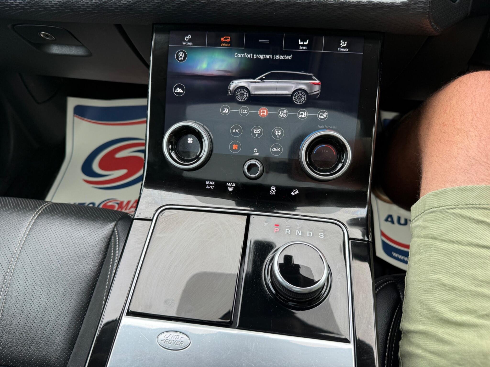 2019 Land Rover Range Rover Velar thumbnail 49