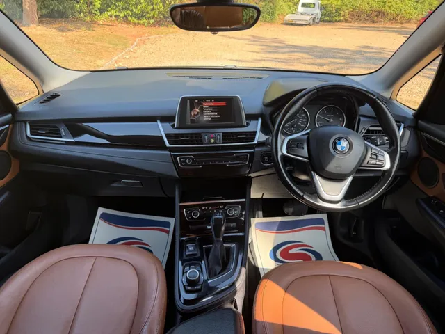 2015 BMW 2 Series — photo 2