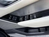 2019 Land Rover Range Rover Velar thumbnail 37