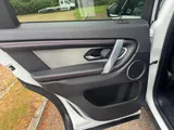2021 Land Rover Discovery Sport thumbnail 17