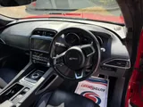 2019 Jaguar F-Pace thumbnail 31