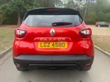 2018 Renault Captur thumbnail 16