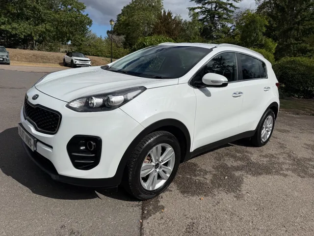 2017 KIA Sportage — photo 2