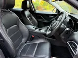 2017 Jaguar F-Pace thumbnail 35