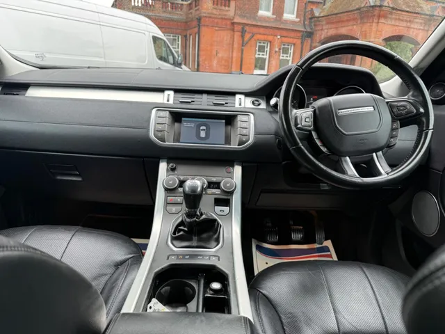 2017 Land Rover Range Rover Evoque — photo 3