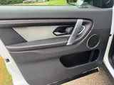 2021 Land Rover Discovery Sport thumbnail 14