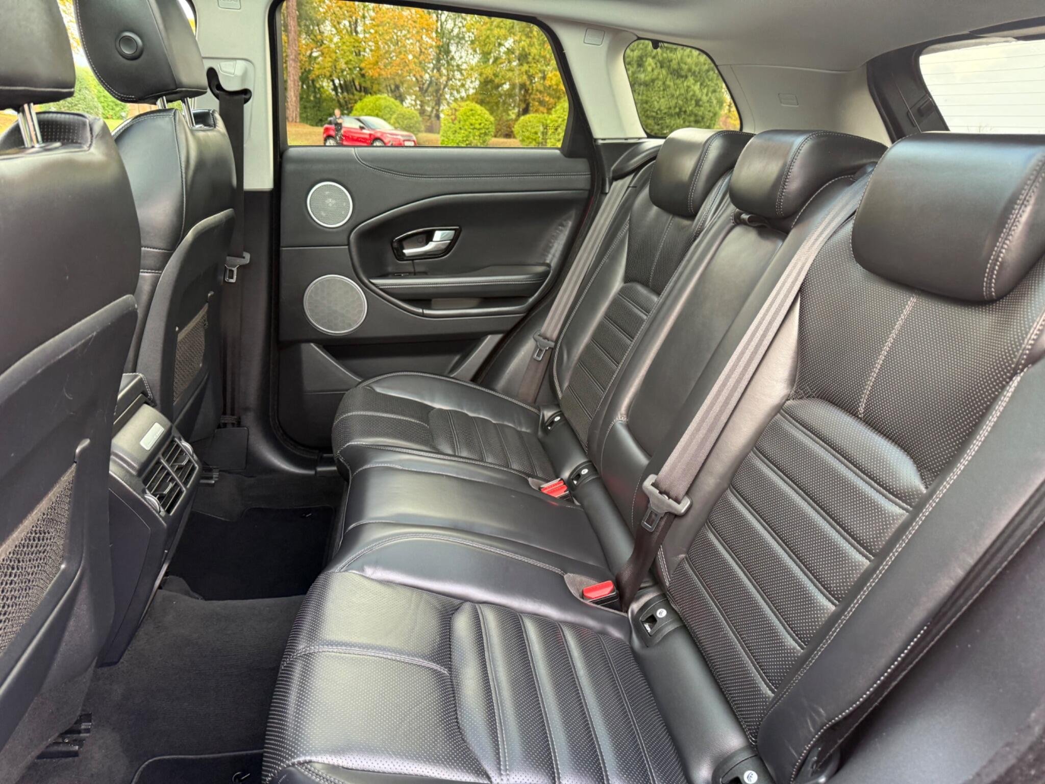 2016 Land Rover Range Rover Evoque thumbnail 7