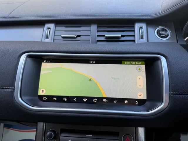 2018 Land Rover Range Rover Evoque — photo 4