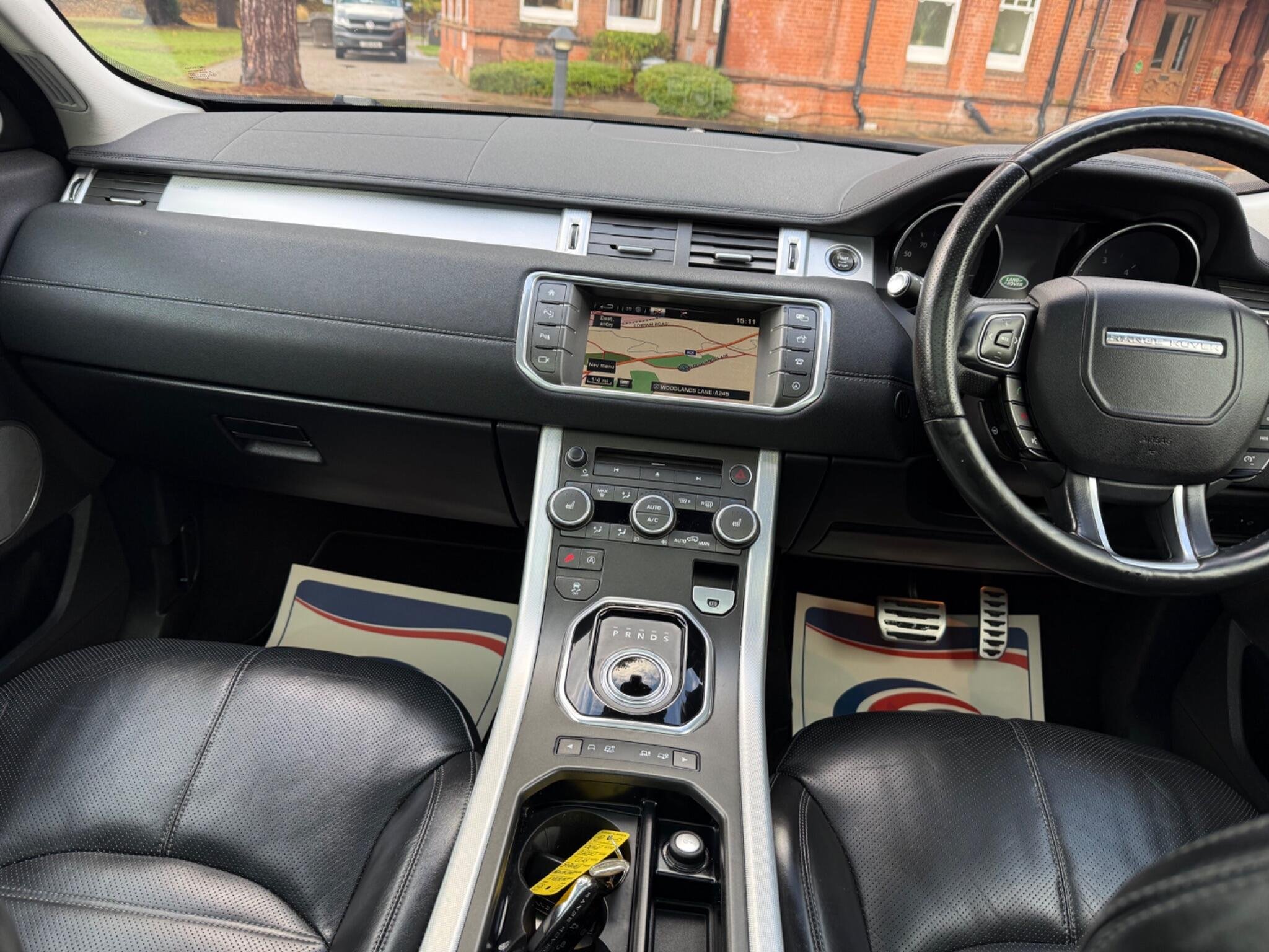 2016 Land Rover Range Rover Evoque thumbnail 5