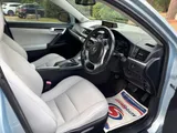 2012 Lexus CT thumbnail 36