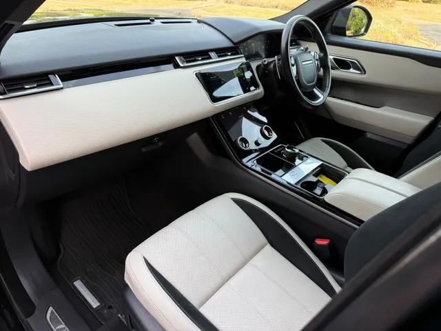 2019 Land Rover Range Rover Velar — photo 3