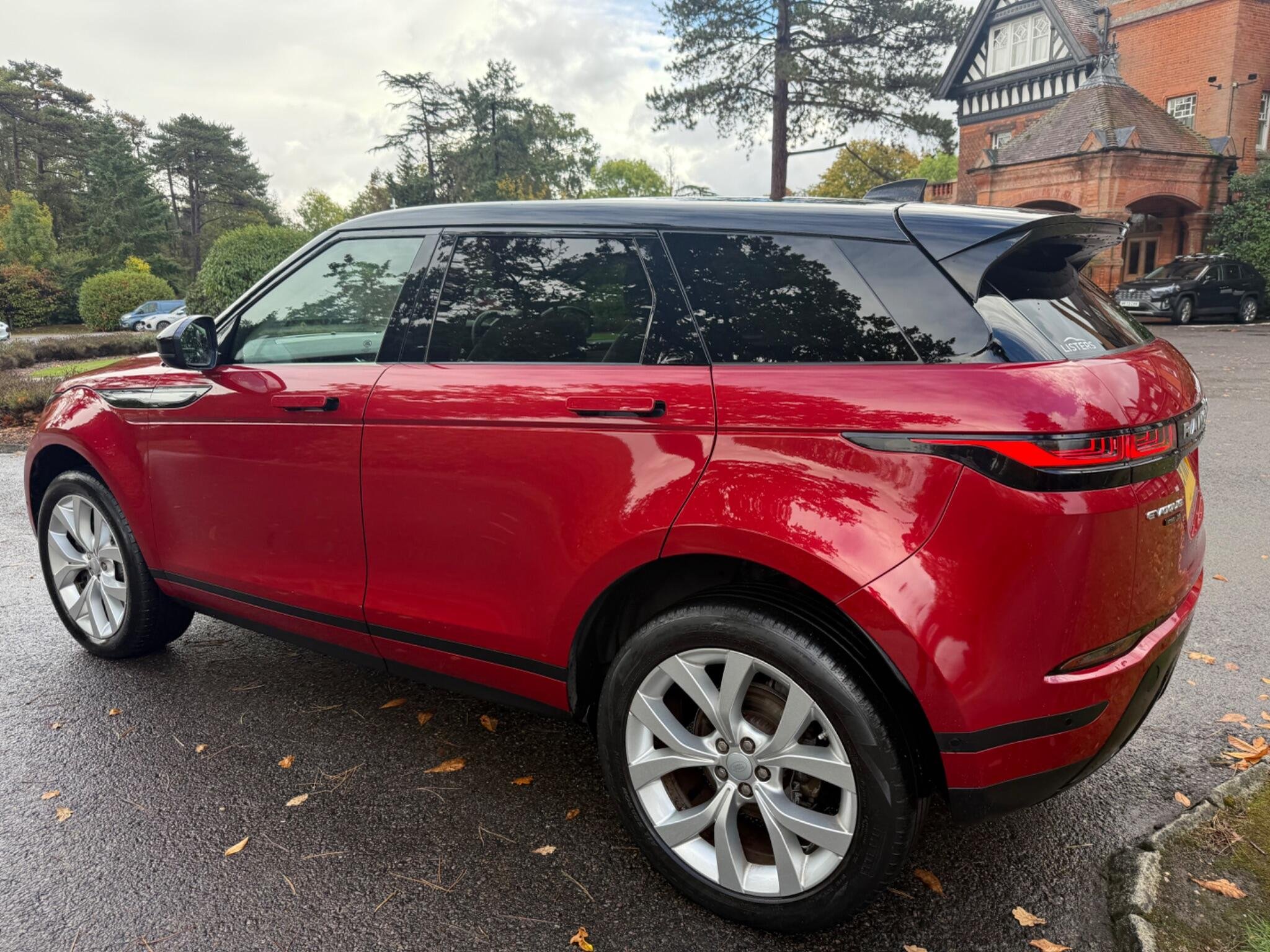 2019 Land Rover Range Rover Evoque thumbnail 17