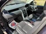 2016 Land Rover Discovery Sport thumbnail 31