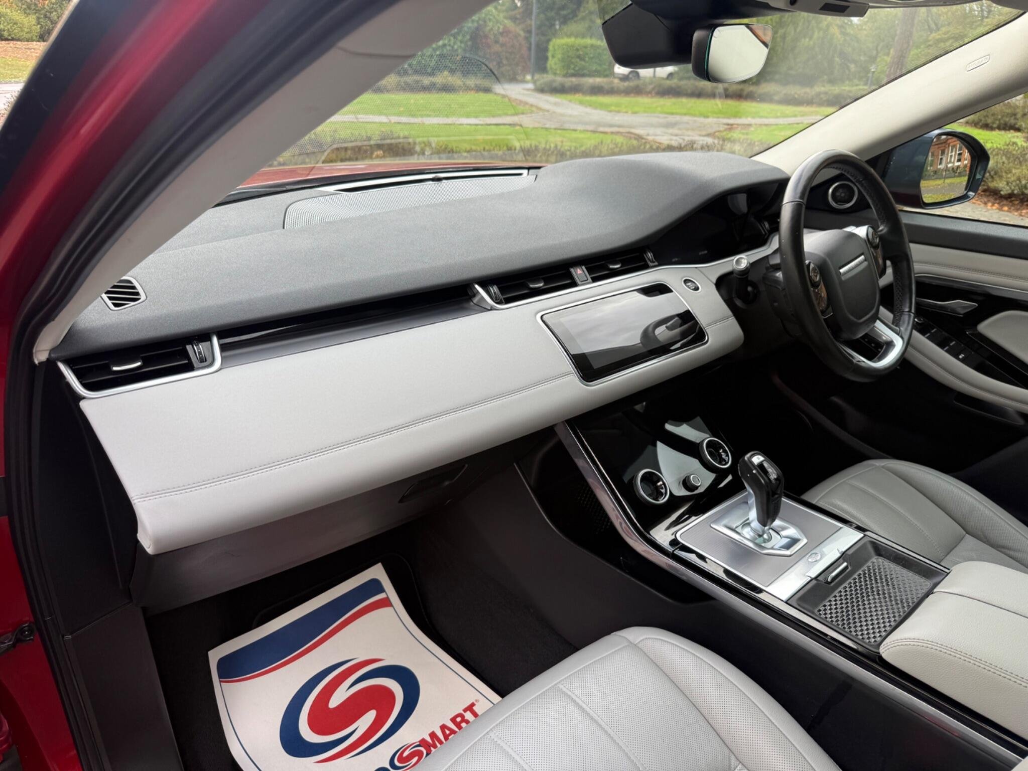 2019 Land Rover Range Rover Evoque thumbnail 42